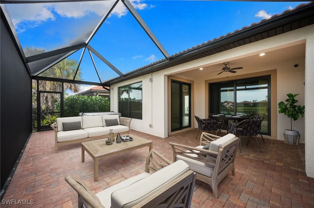 1511 Oceania Drive S Naples FL 34113