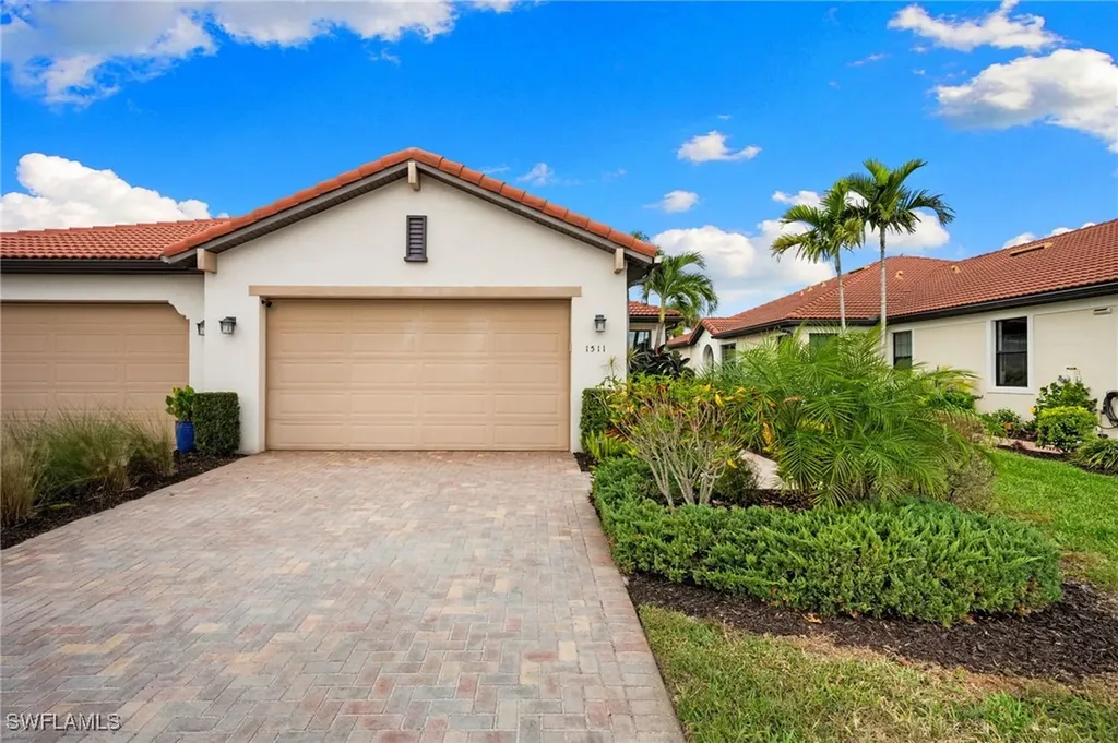 1511 Oceania Drive S Naples FL 34113