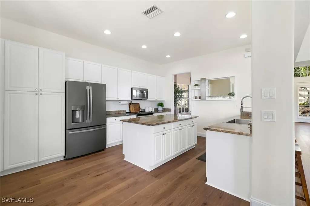 9941 St Moritz Drive Miromar Lakes FL 33913