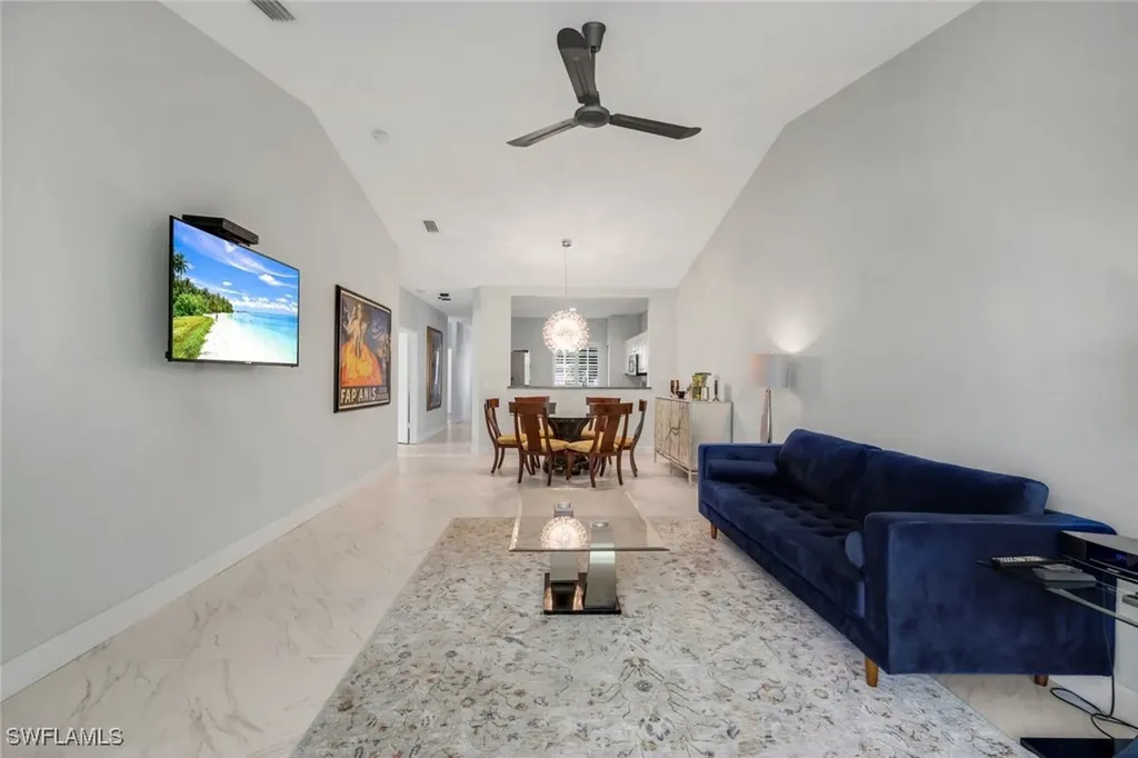 650 Luisa Lane Naples FL 34104