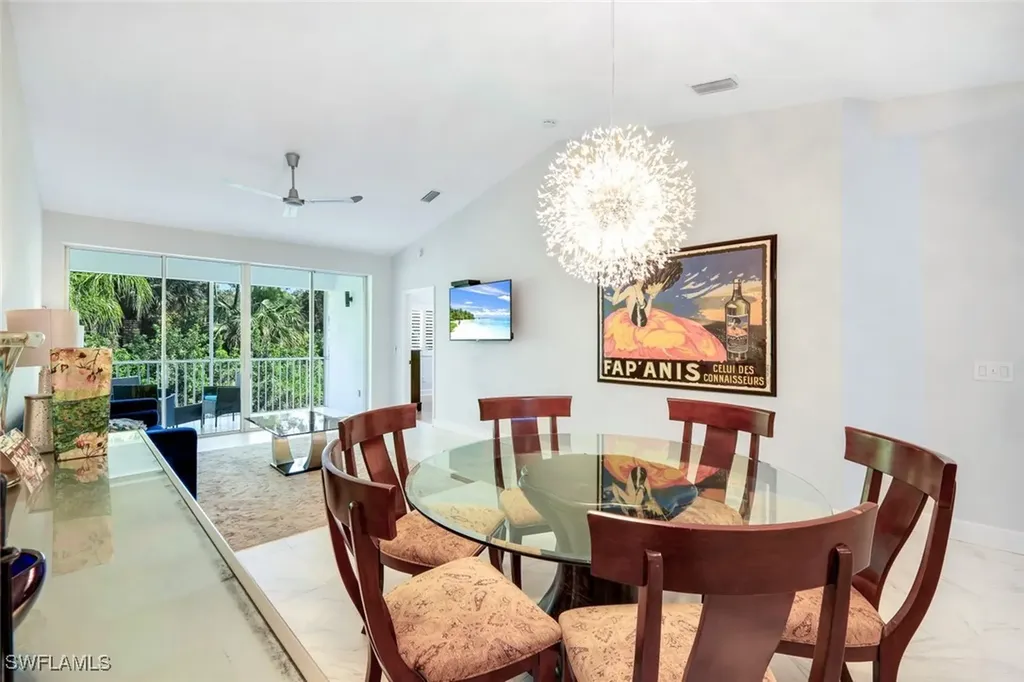 650 Luisa Lane Naples FL 34104