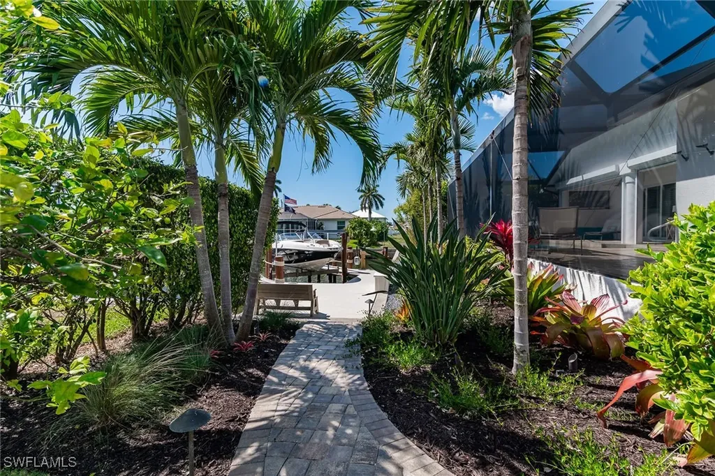 1015 Goldenrod Avenue Marco Island FL 34145