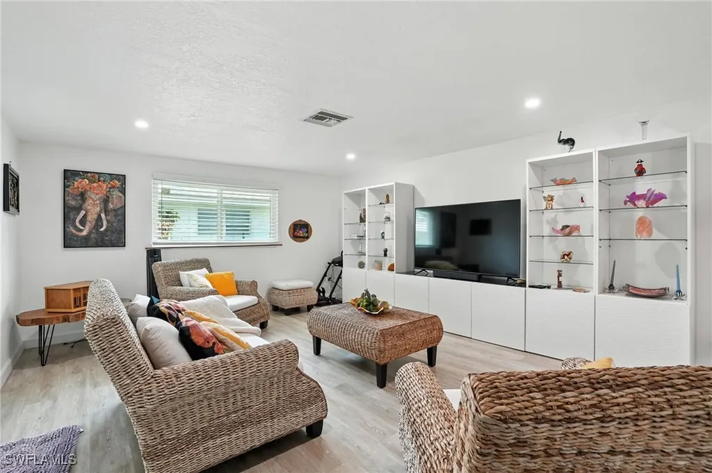 3571 Santiago Way Naples FL 34105