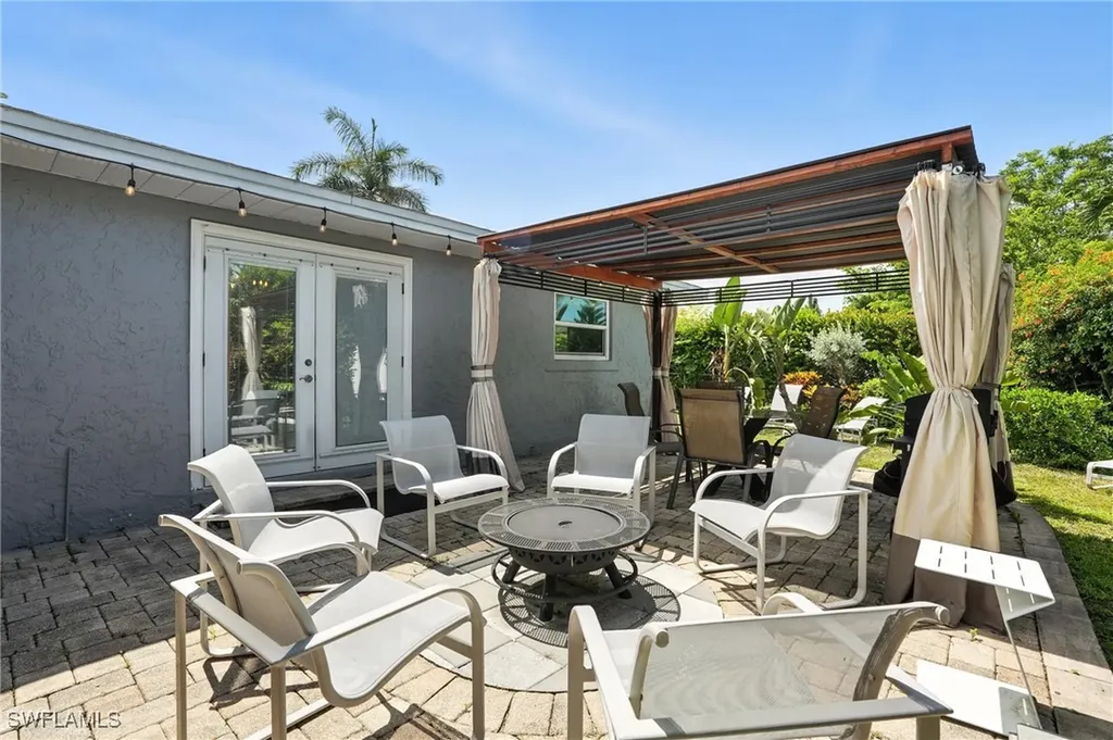 3571 Santiago Way Naples FL 34105