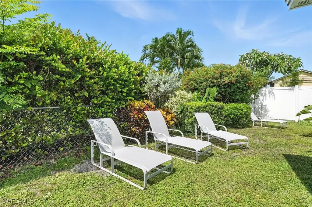 3571 Santiago Way Naples FL 34105