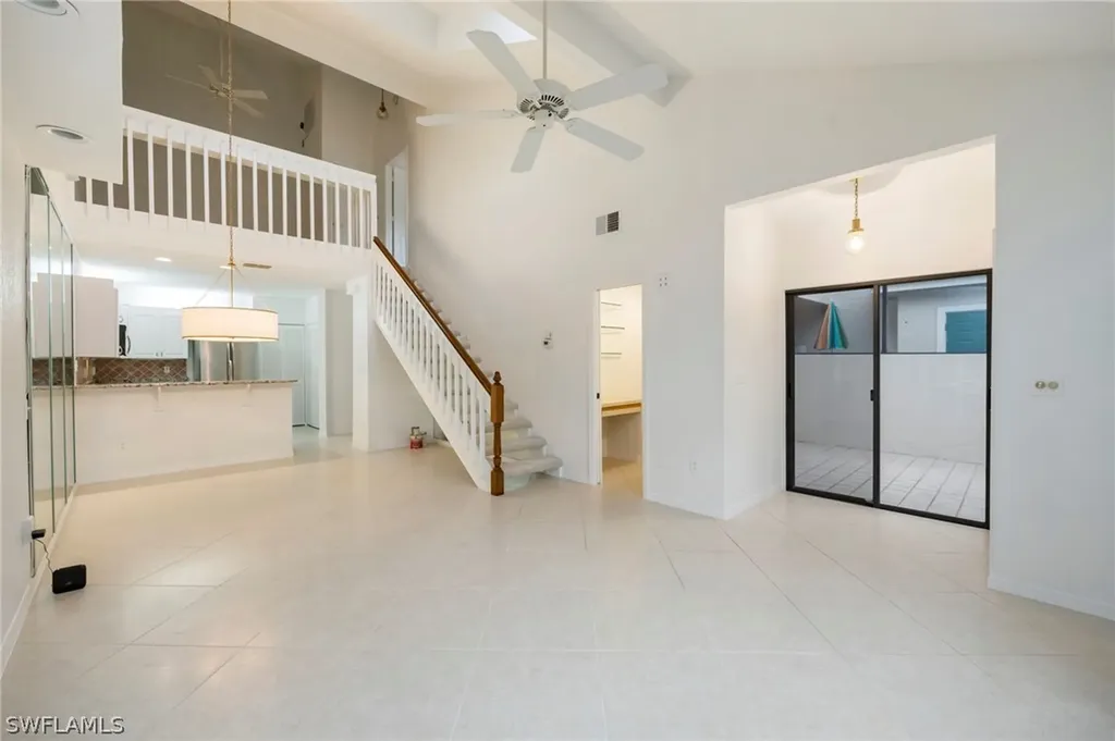 Naples FL, 50 Emerald Woods Drive, Unit A2