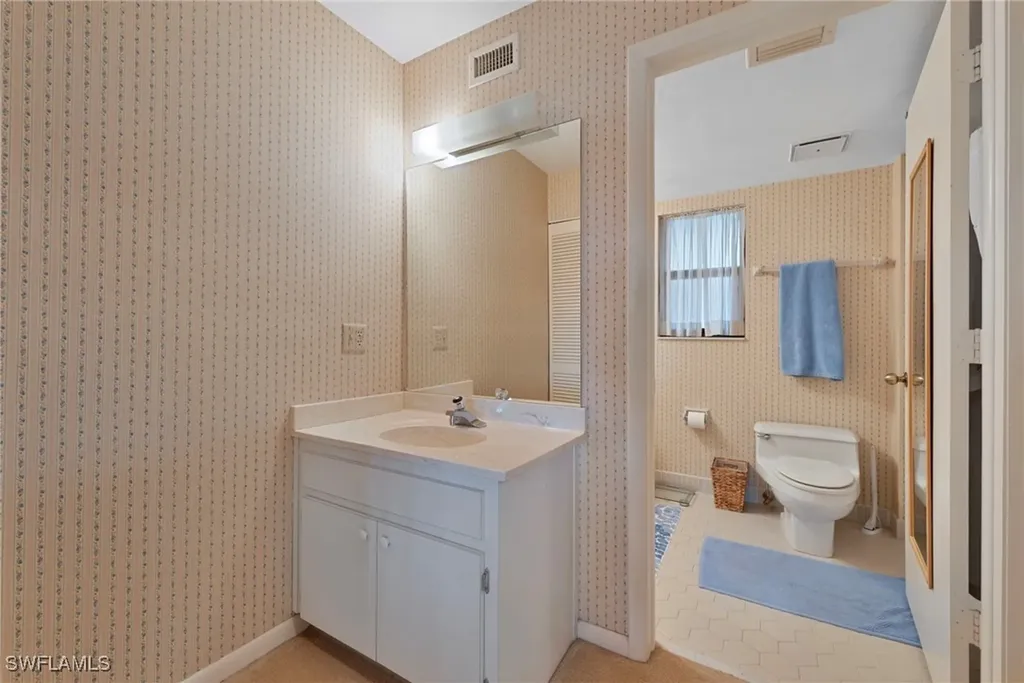 1014 Wildwood Lane Naples FL 34105