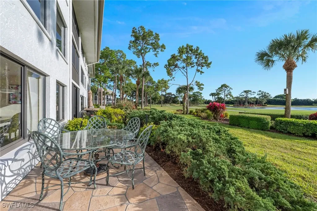 1014 Wildwood Lane Naples FL 34105
