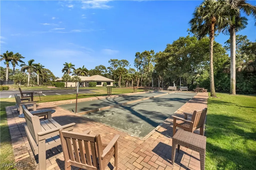 1014 Wildwood Lane Naples FL 34105