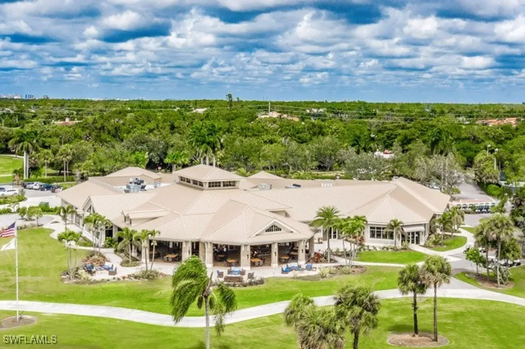 1014 Wildwood Lane Naples FL 34105