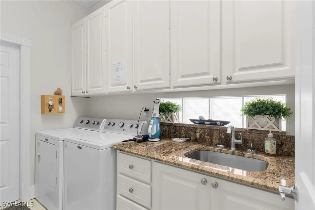 7911 Portofino Court Naples FL 34114