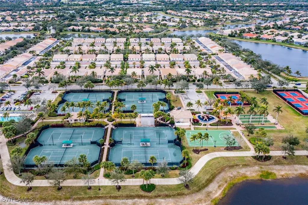 7911 Portofino Court Naples FL 34114