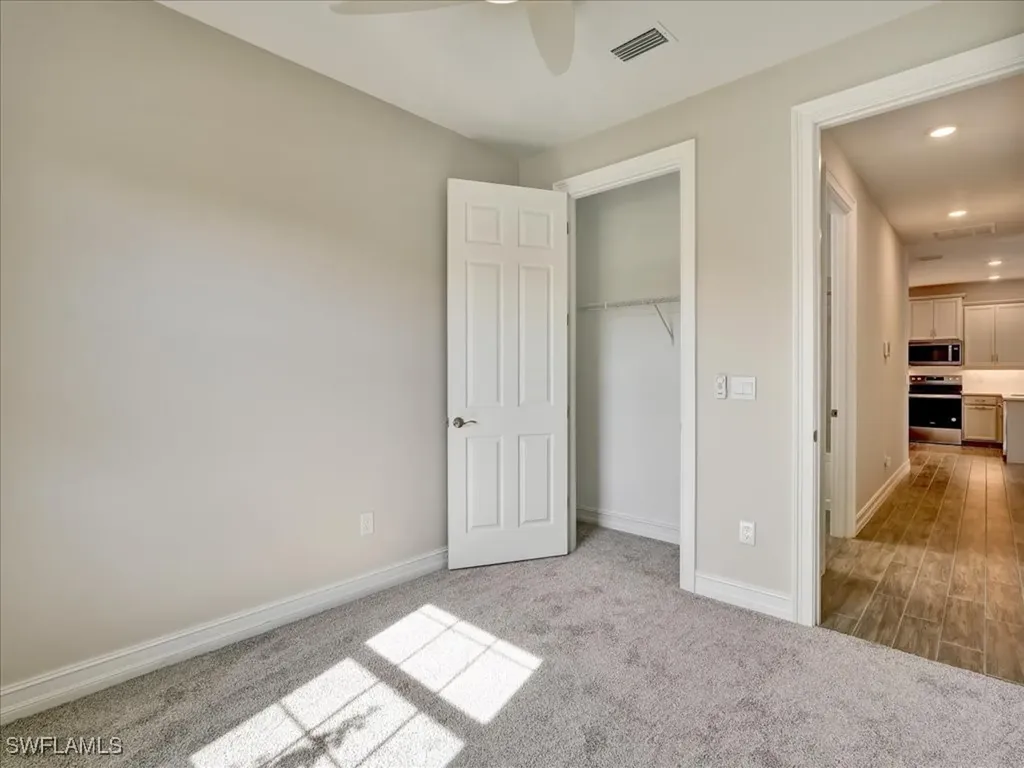 999 Enbrook Loop Naples FL 34114