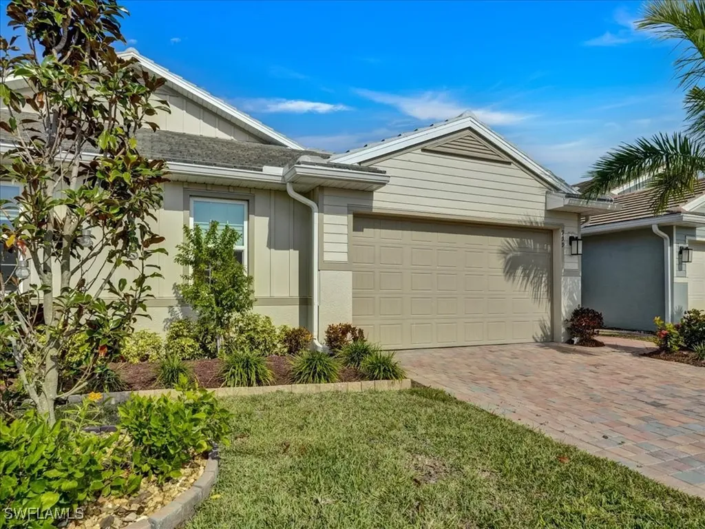 999 Enbrook Loop Naples FL 34114