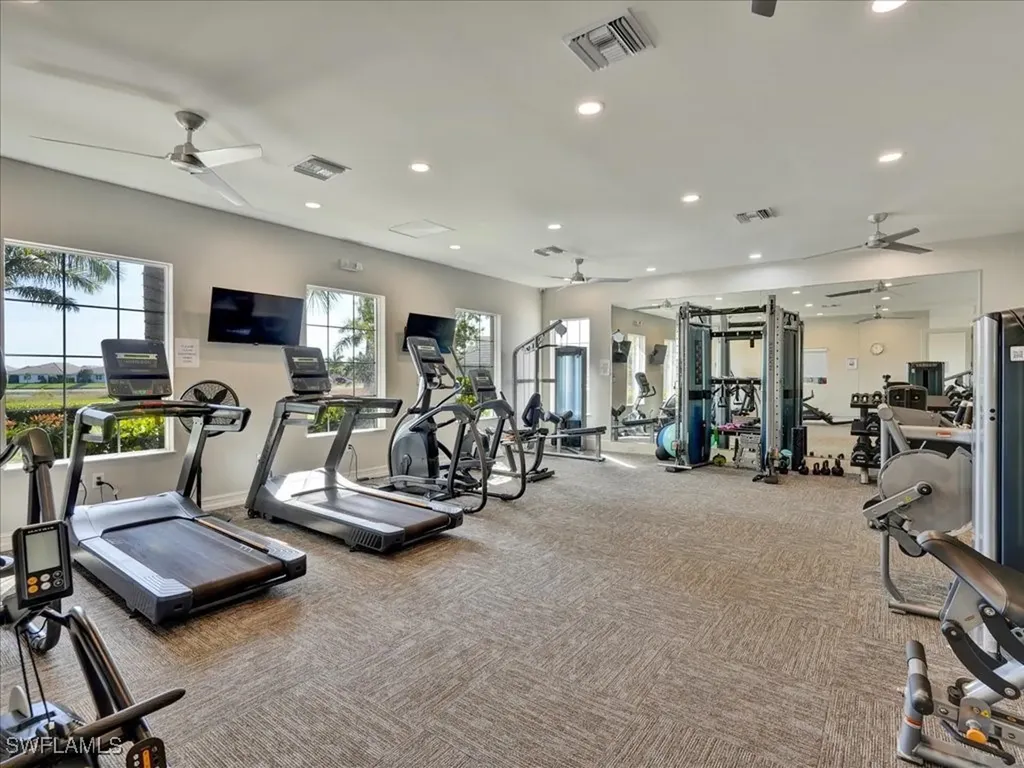 999 Enbrook Loop Naples FL 34114