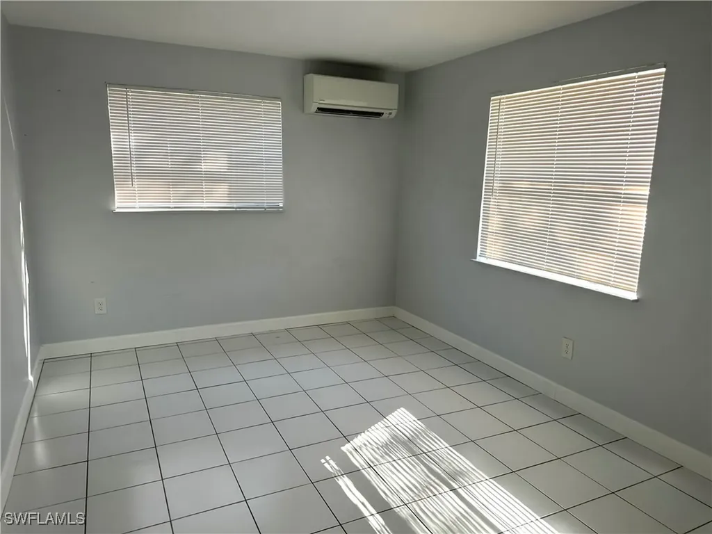 9805/9807 Montana Court Bonita Springs FL 34135