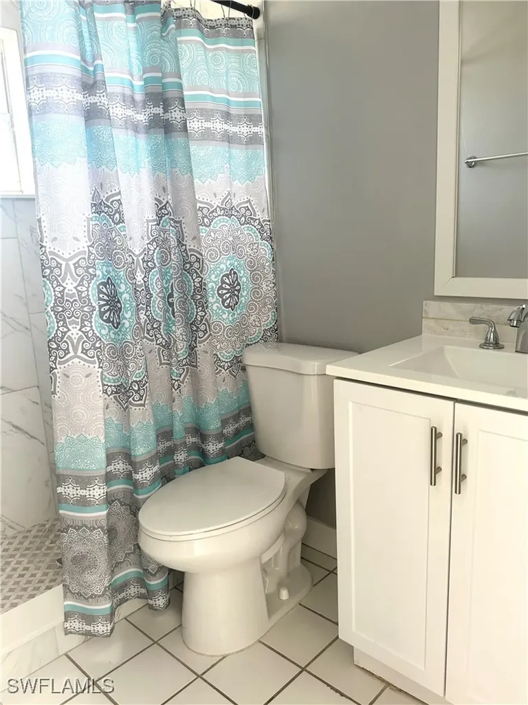 9805/9807 Montana Court Bonita Springs FL 34135
