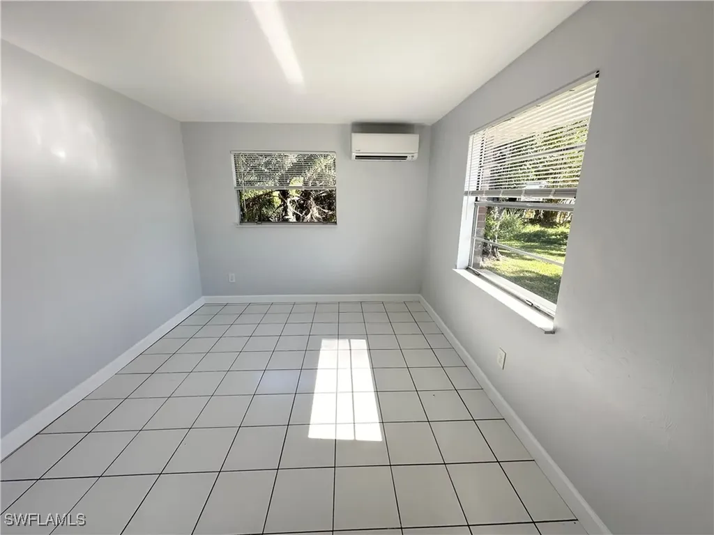 9805/9807 Montana Court Bonita Springs FL 34135