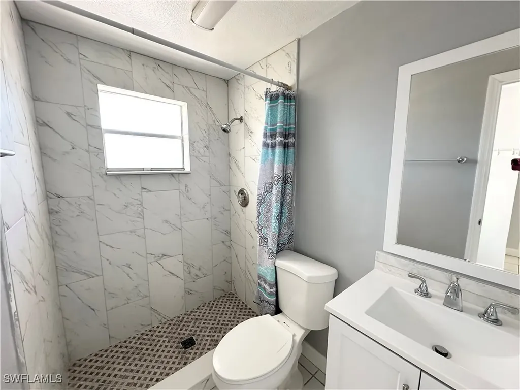 9805/9807 Montana Court Bonita Springs FL 34135