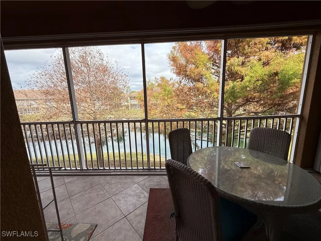 1076 Winding Pines Circle Cape Coral FL 33909
