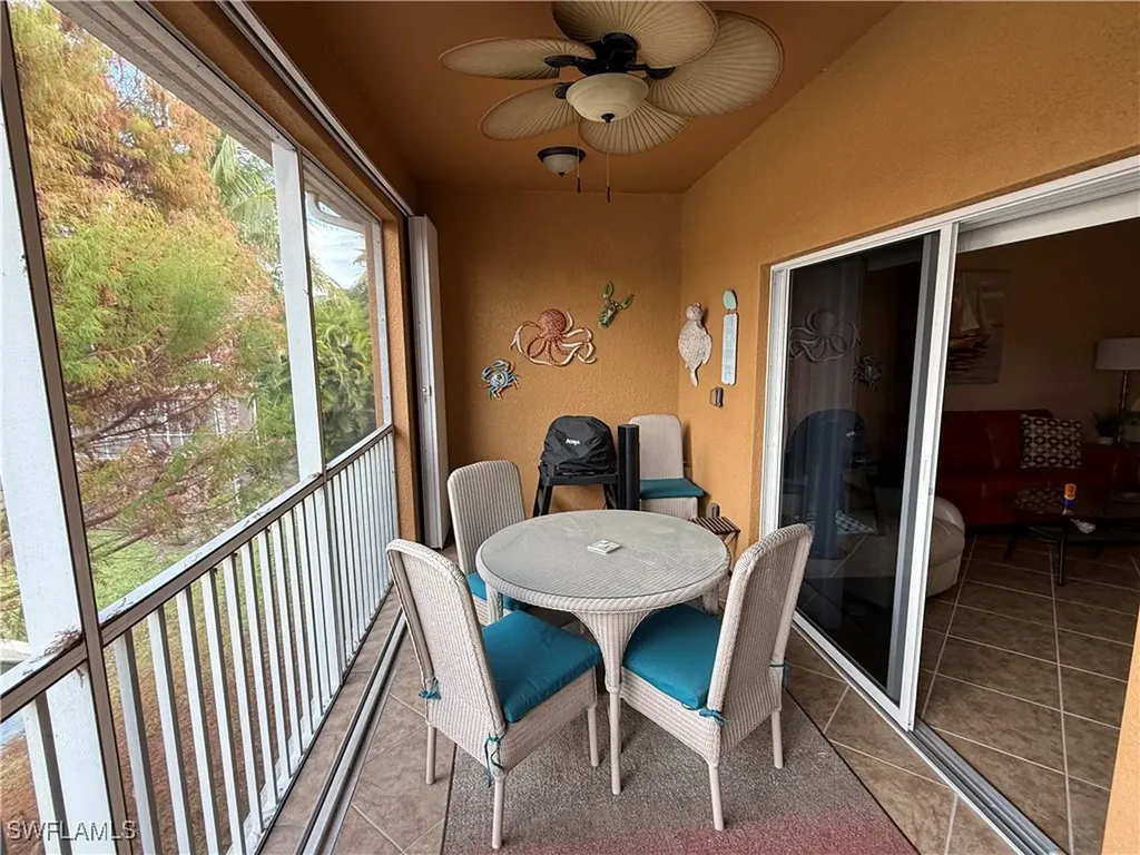 1076 Winding Pines Circle Cape Coral FL 33909