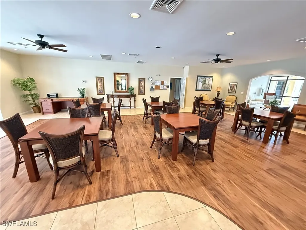 1076 Winding Pines Circle Cape Coral FL 33909