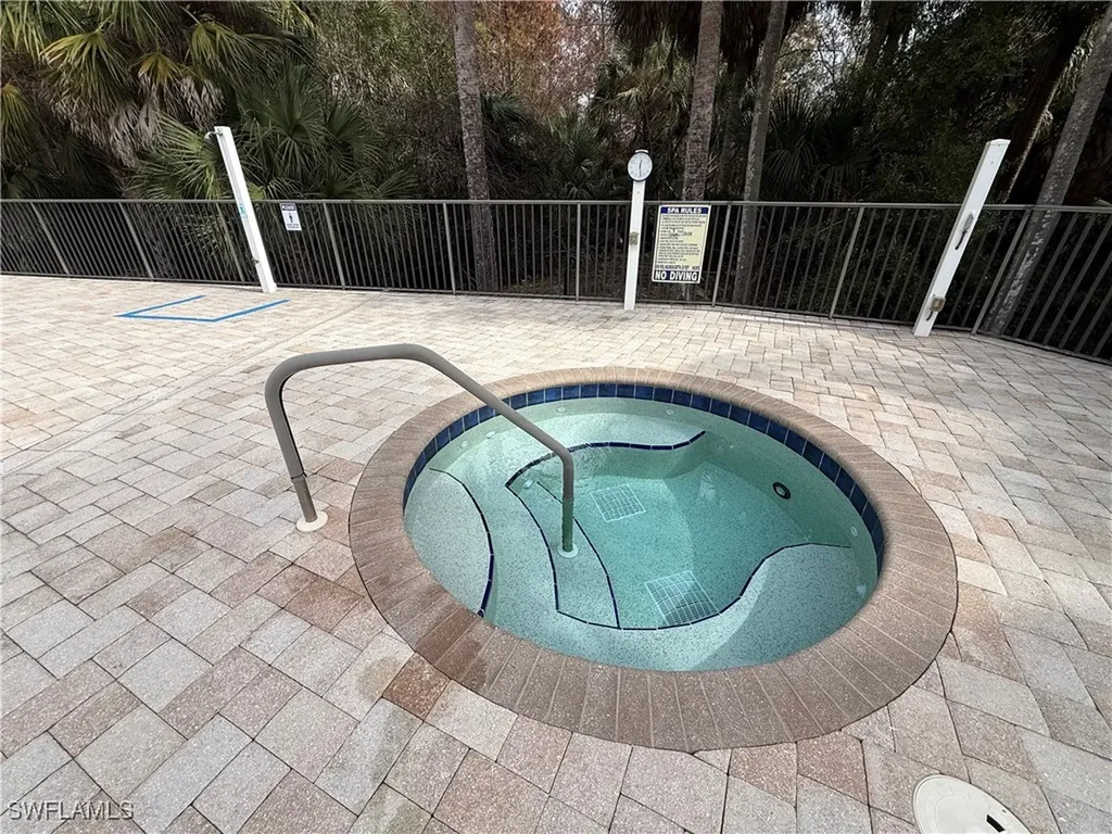 1076 Winding Pines Circle Cape Coral FL 33909
