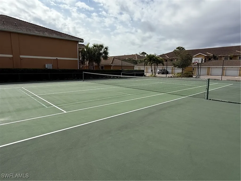 1076 Winding Pines Circle Cape Coral FL 33909