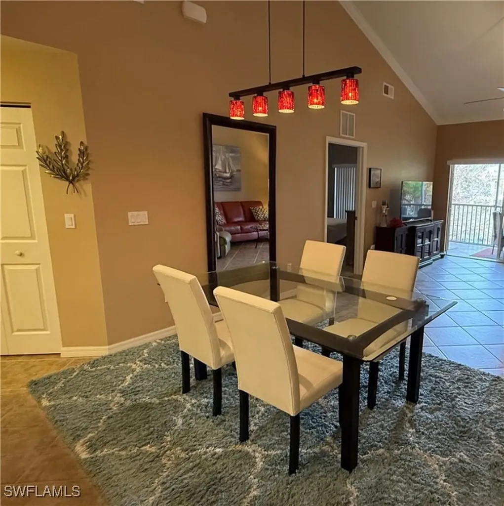 1076 Winding Pines Circle Cape Coral FL 33909