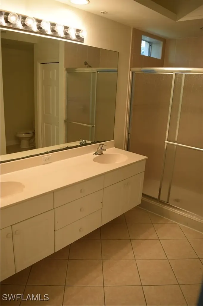 2350 Hidden Lake Court Naples FL 34112