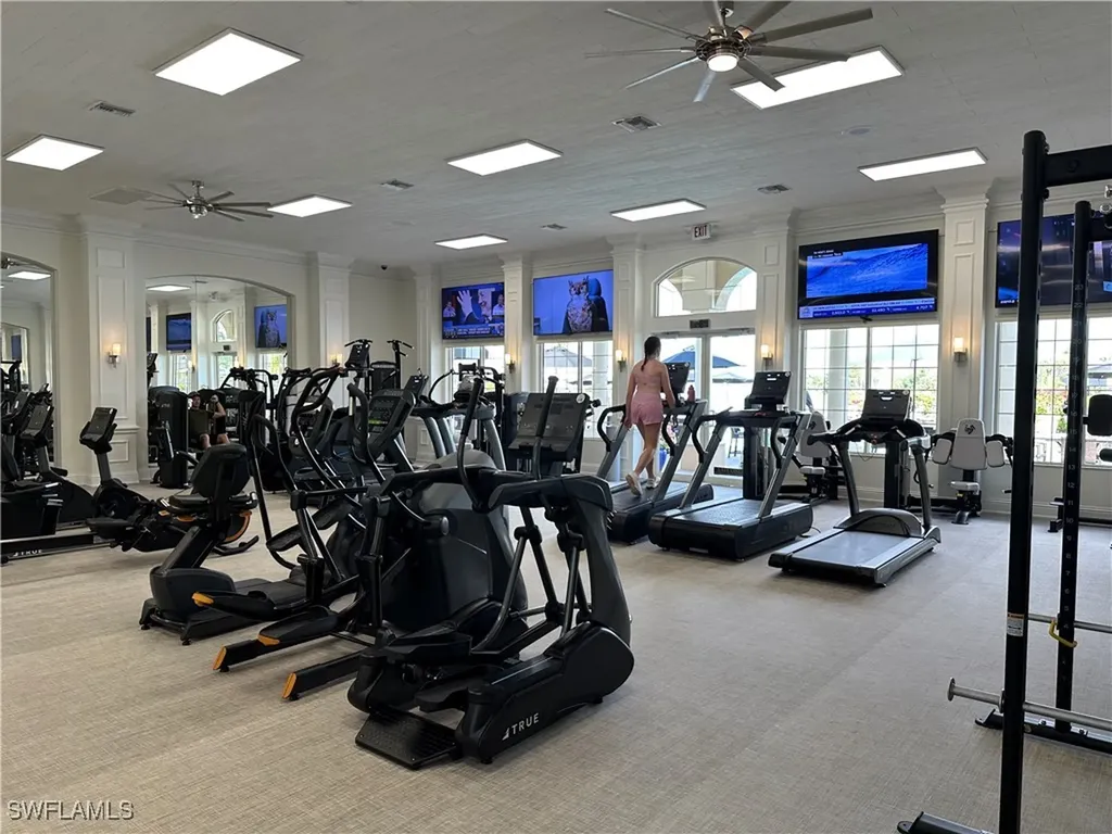 6095 Pinnacle Lane Naples FL 34110