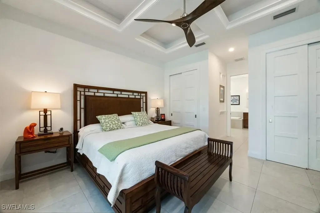 635 96th Avenue N Naples FL 34108