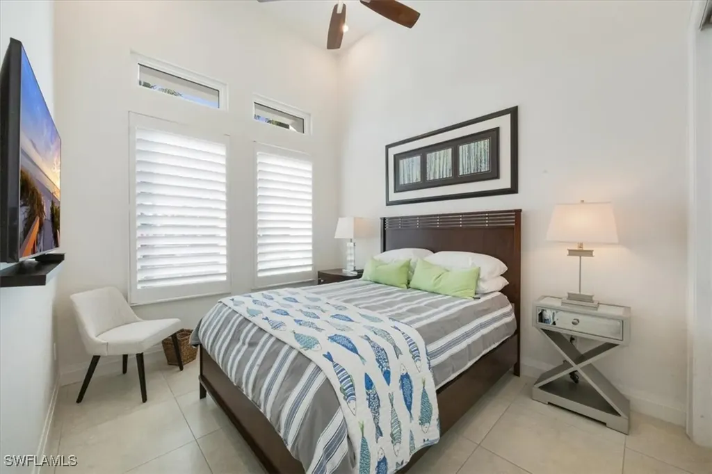 635 96th Avenue N Naples FL 34108