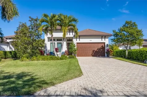 635 96TH Avenue N Naples FL 34108