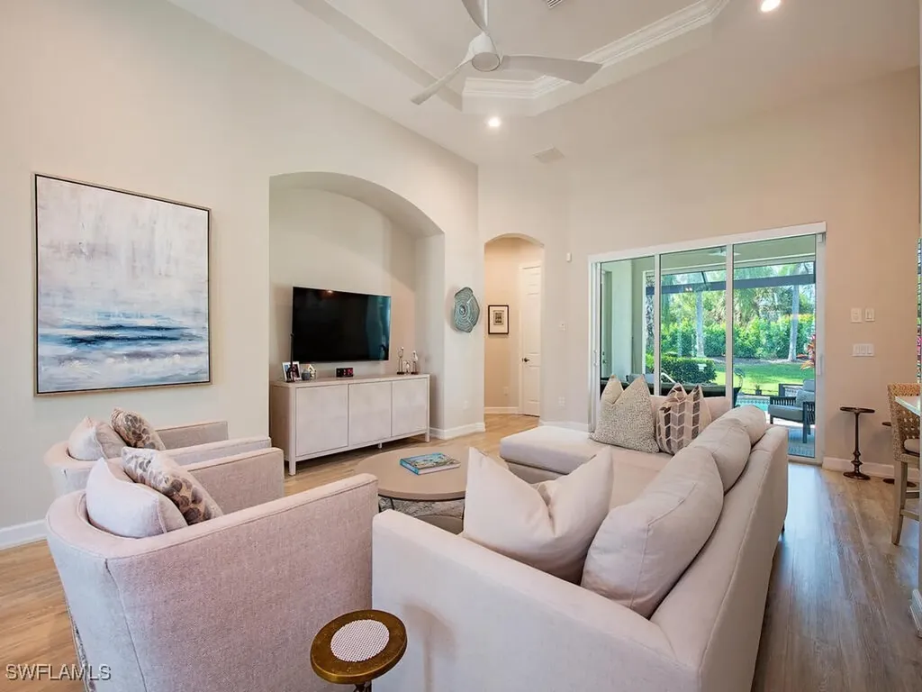 8868 Mustang Island Circle Naples FL 34113