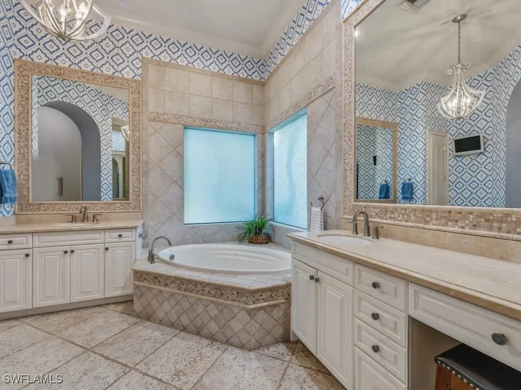 18112 Lagos Way Naples FL 34110