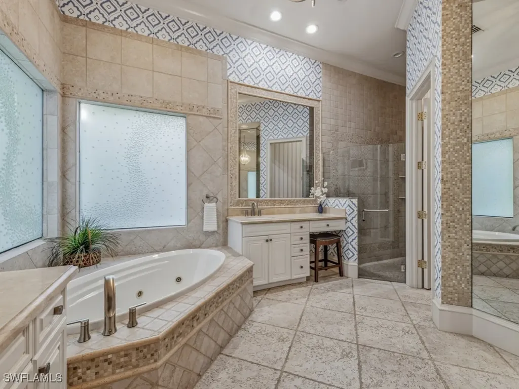 18112 Lagos Way Naples FL 34110