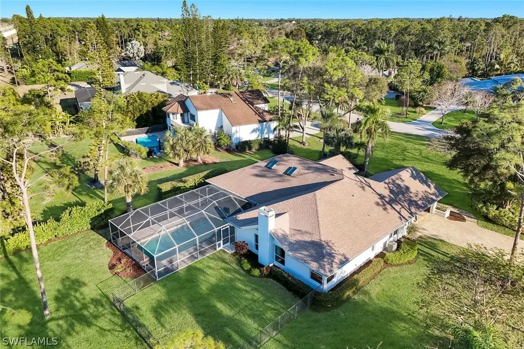 1819 Princess Court Naples FL 34110