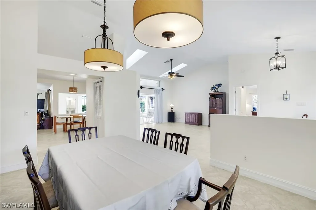 1819 Princess Court Naples FL 34110