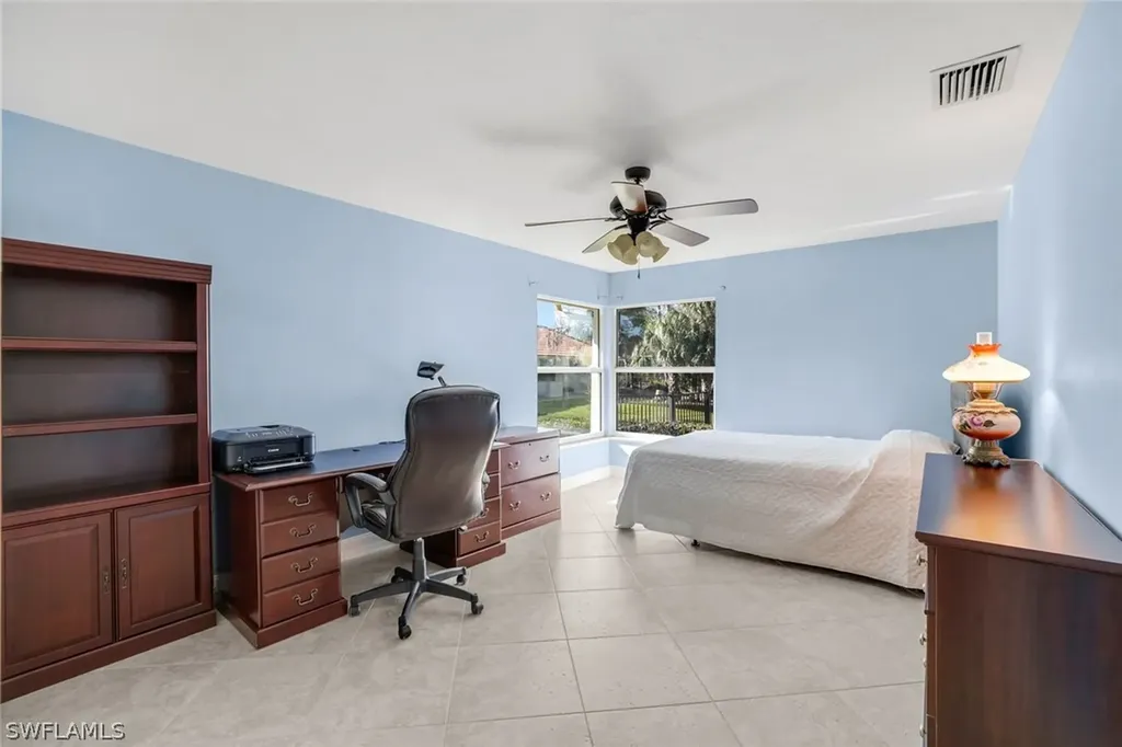 1819 Princess Court Naples FL 34110