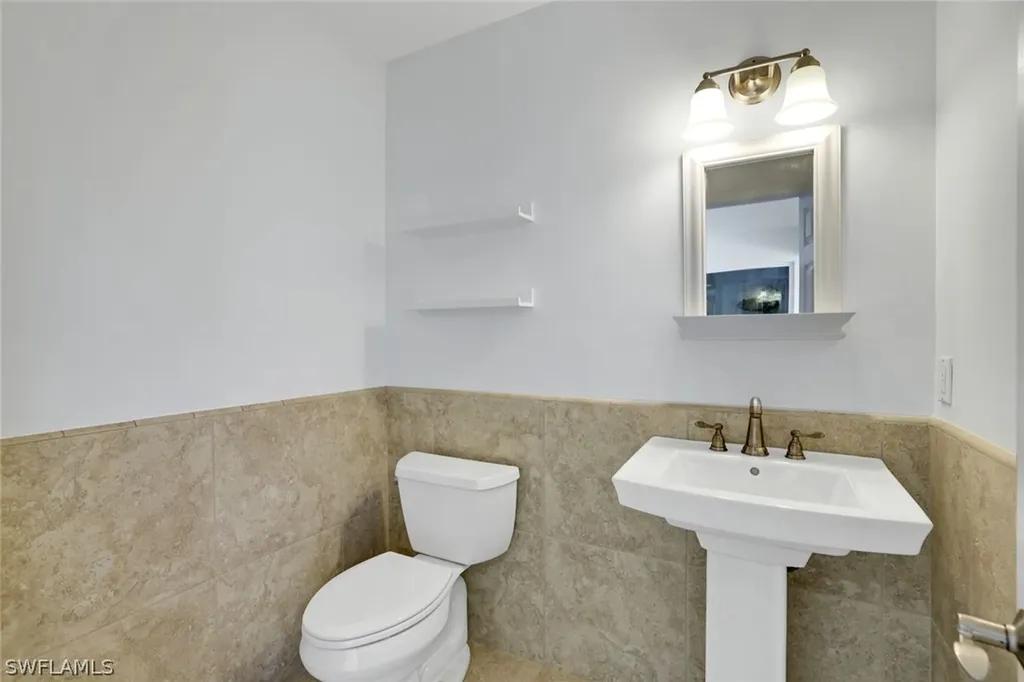 1819 Princess Court Naples FL 34110