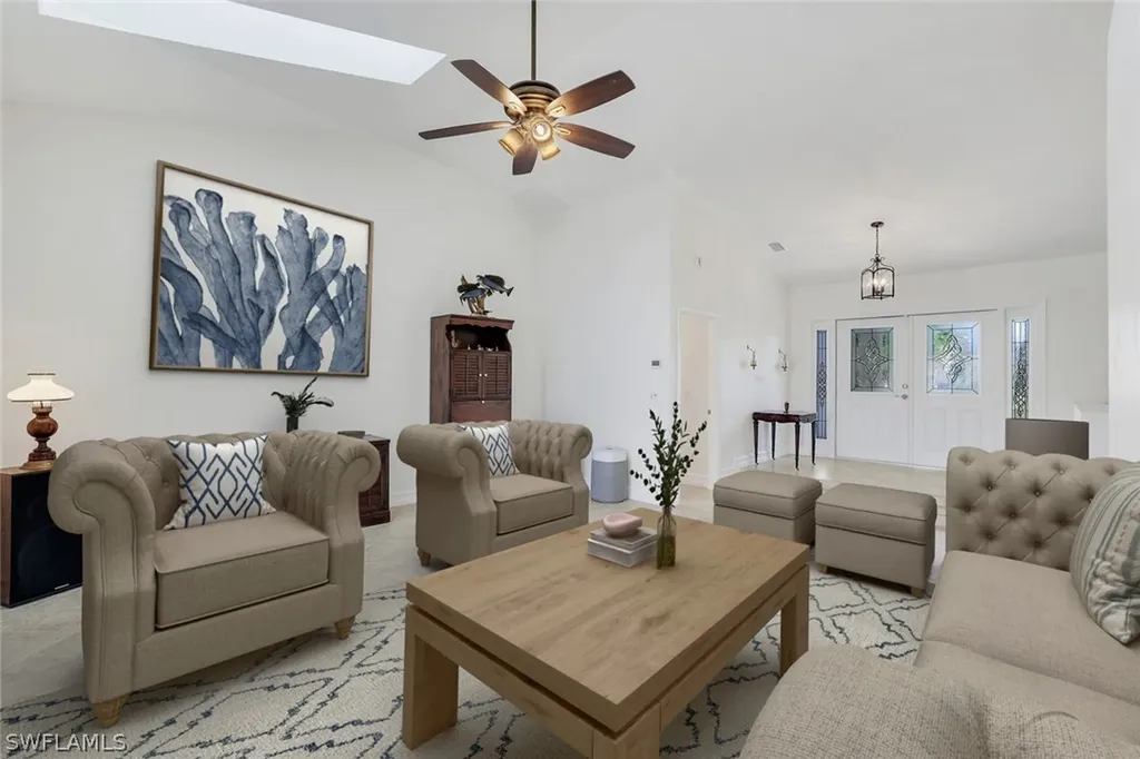 1819 Princess Court Naples FL 34110