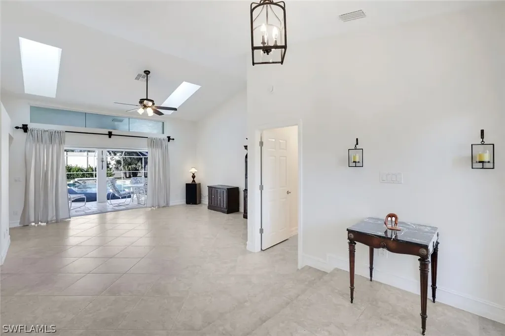 1819 Princess Court Naples FL 34110
