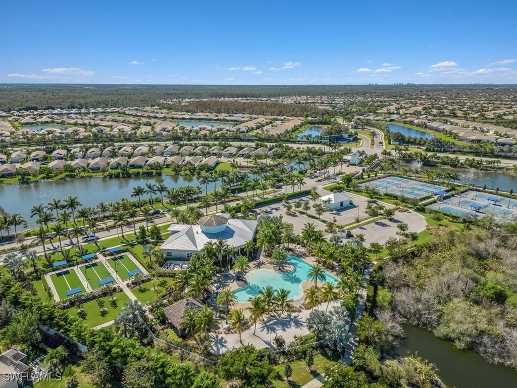 28001 Longboat Key Run Bonita Springs FL 34135