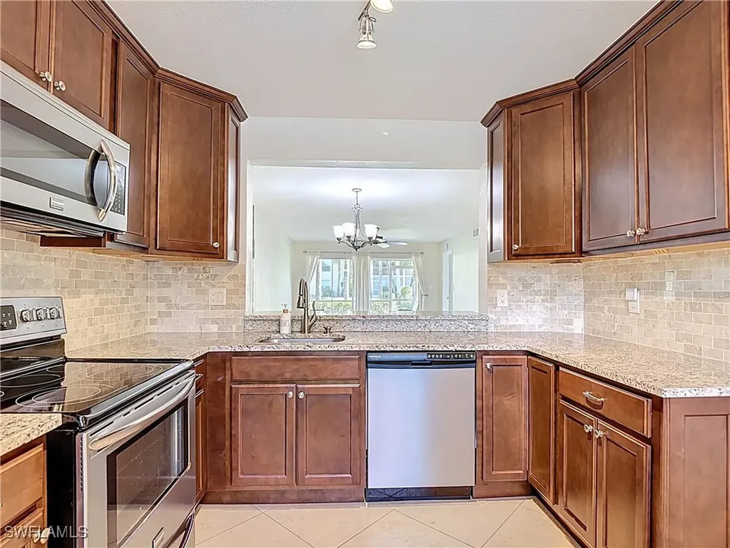 729 Landover Court Naples FL 34104