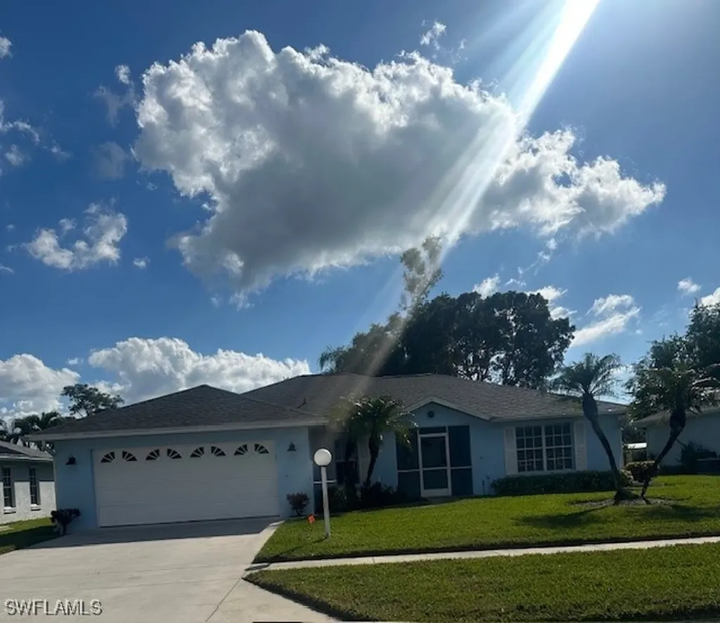 Naples FL, 790 Charlemagne Boulevard