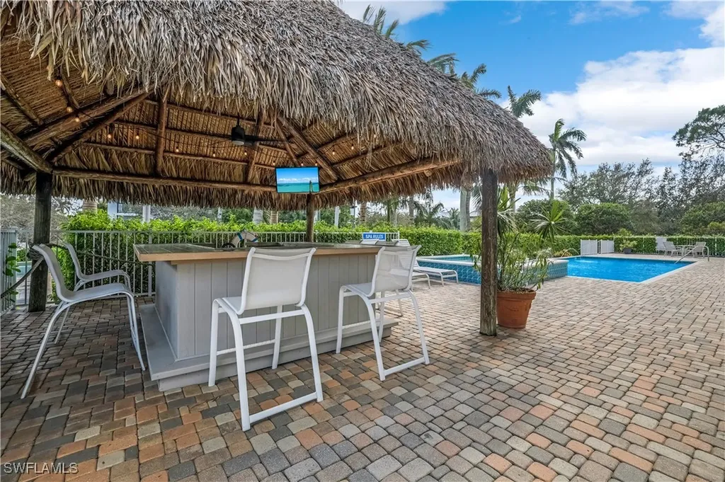 863 9th Avenue S Naples FL 34102