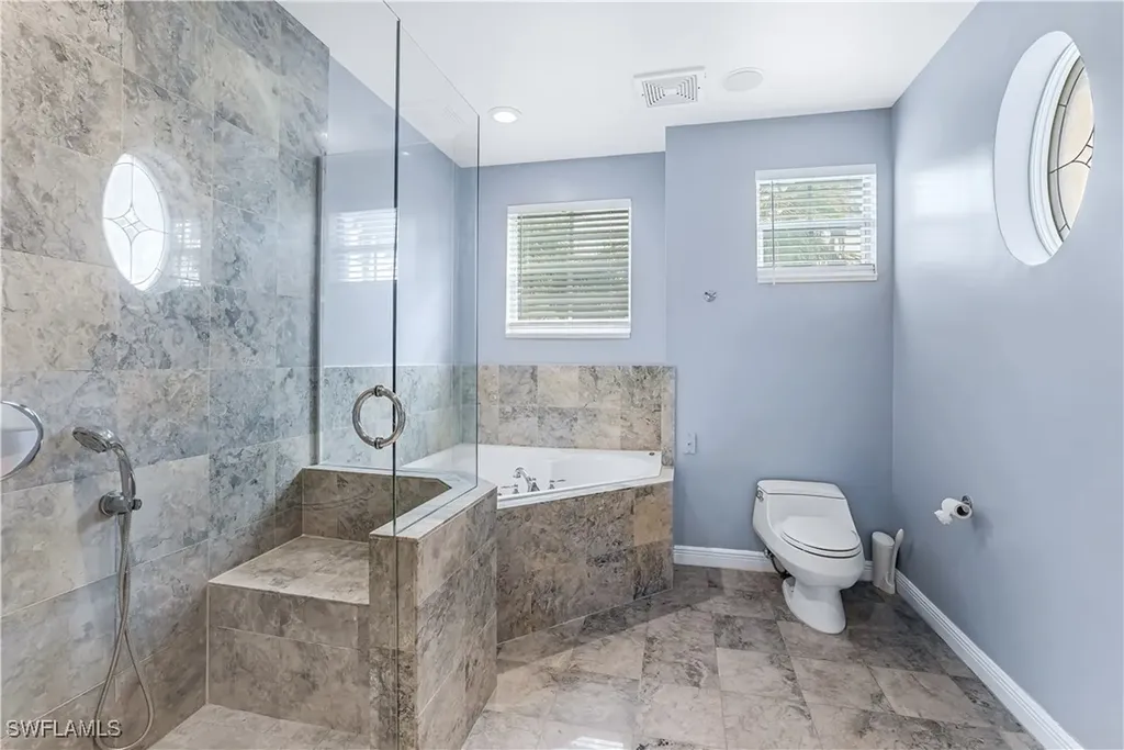 863 9th Avenue S Naples FL 34102