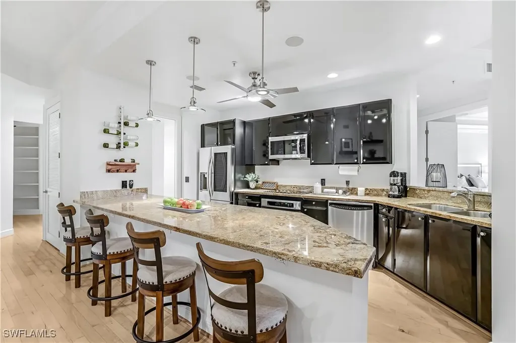 863 9th Avenue S Naples FL 34102