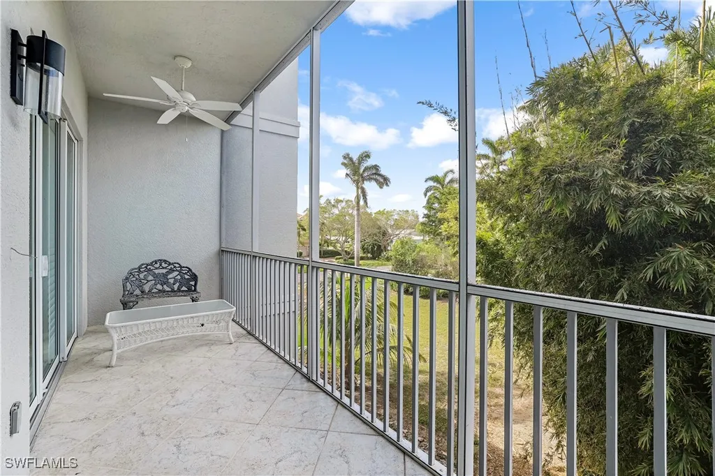 863 9th Avenue S Naples FL 34102